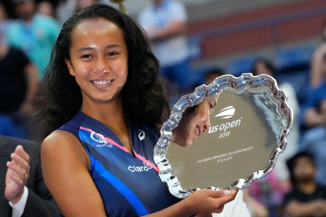 棒球场对周 棒球场对周